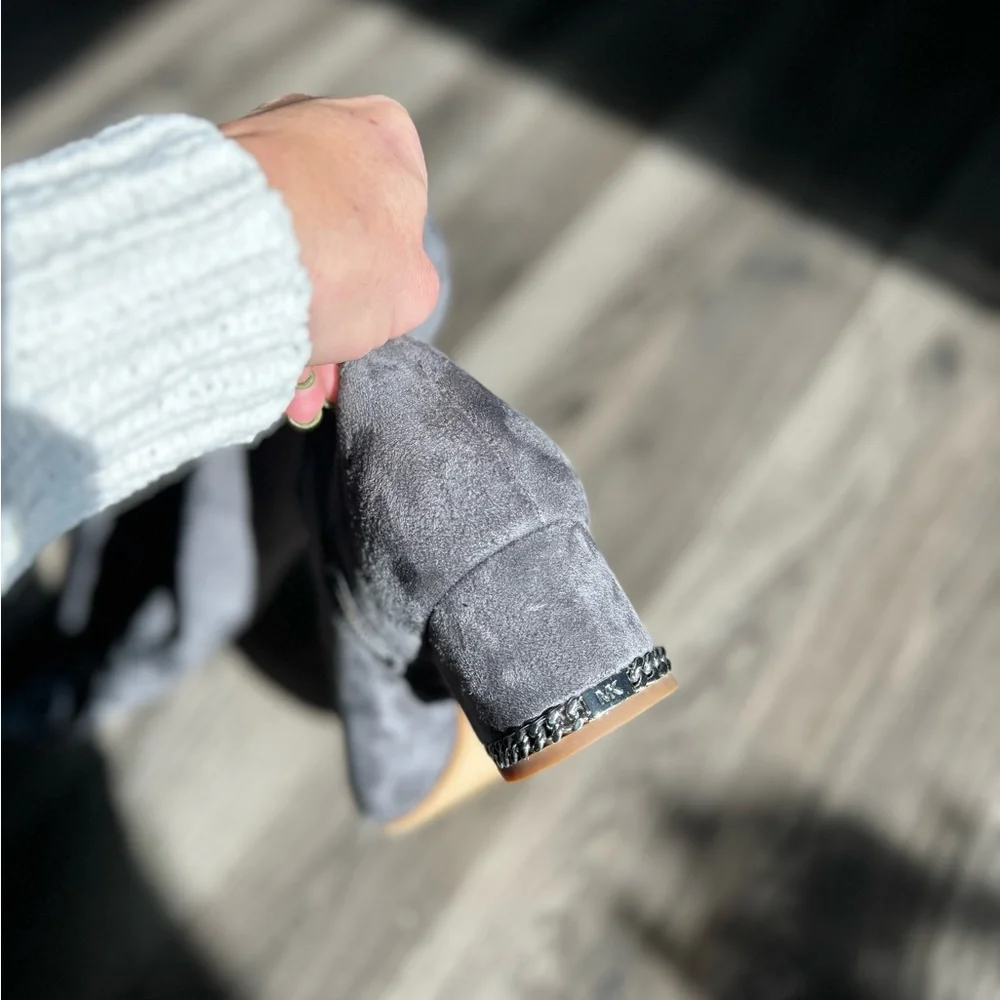 Michael Kors suede boots - Picture 4 of 6